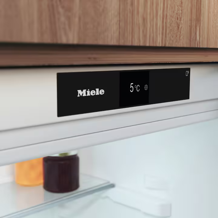 MIELE Réfrigérateur KU 7135 C
RE