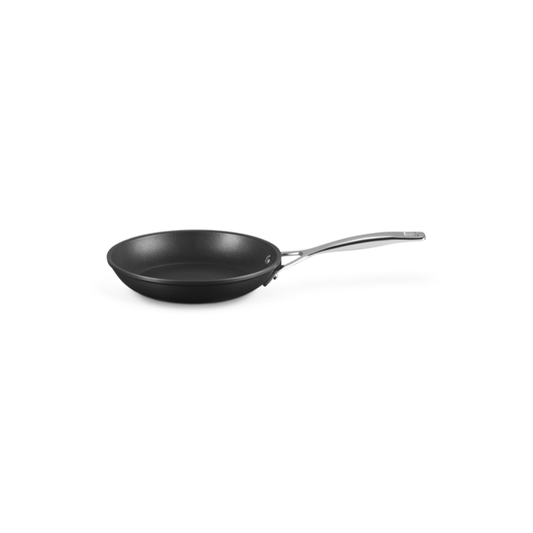 POELE BASSE EN ALUMINIUM 20 CM