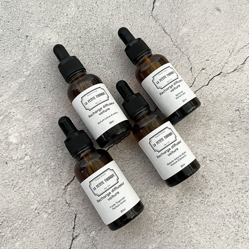 [PF-71] La Petite Fabrique Recharge pour diffuseur voiture - Forêt Tropicale parfum Oud - tonka - bois de teck